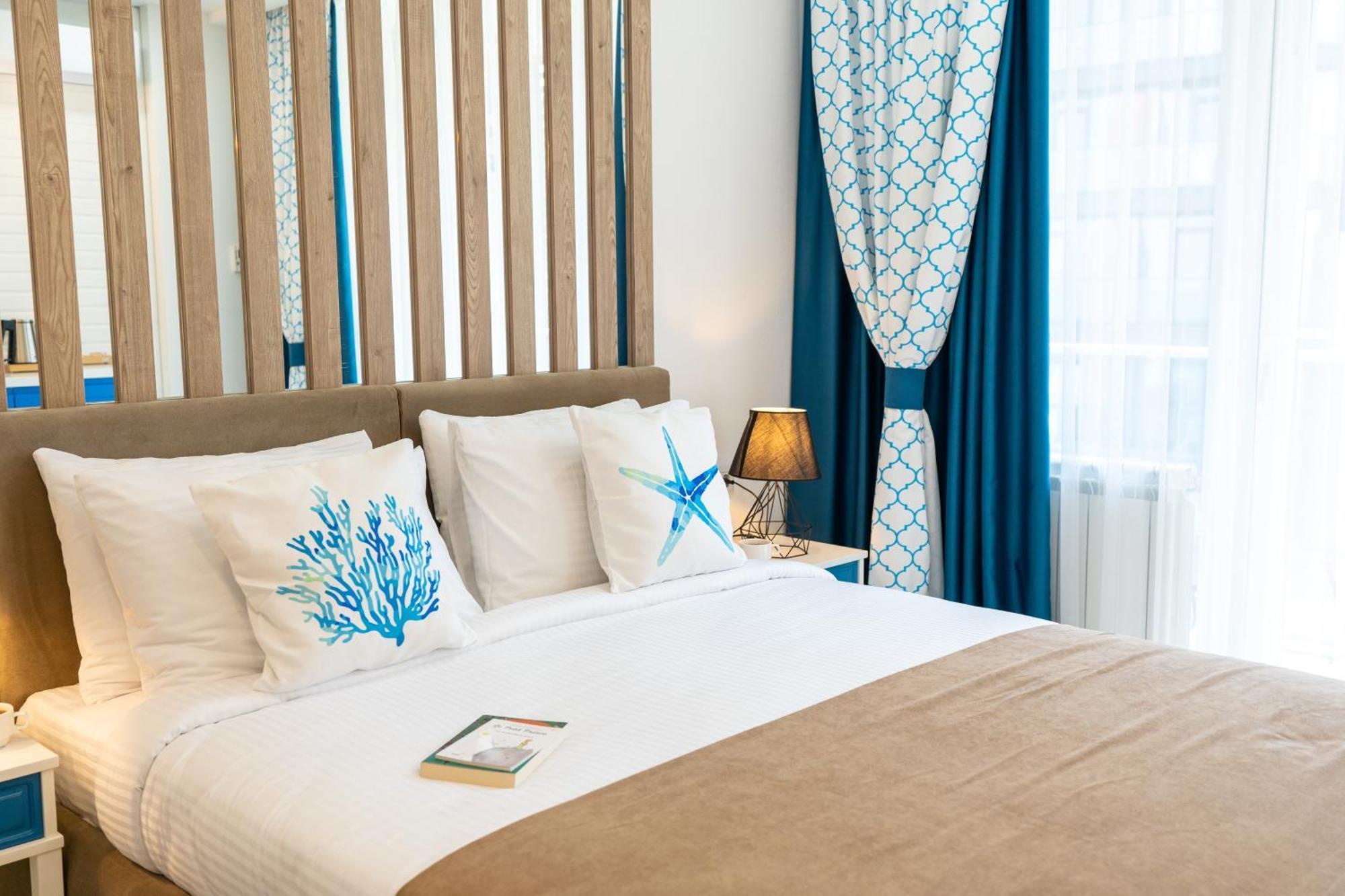 Seagull Beachfront Boutique Hotel Batumi Bagian luar foto