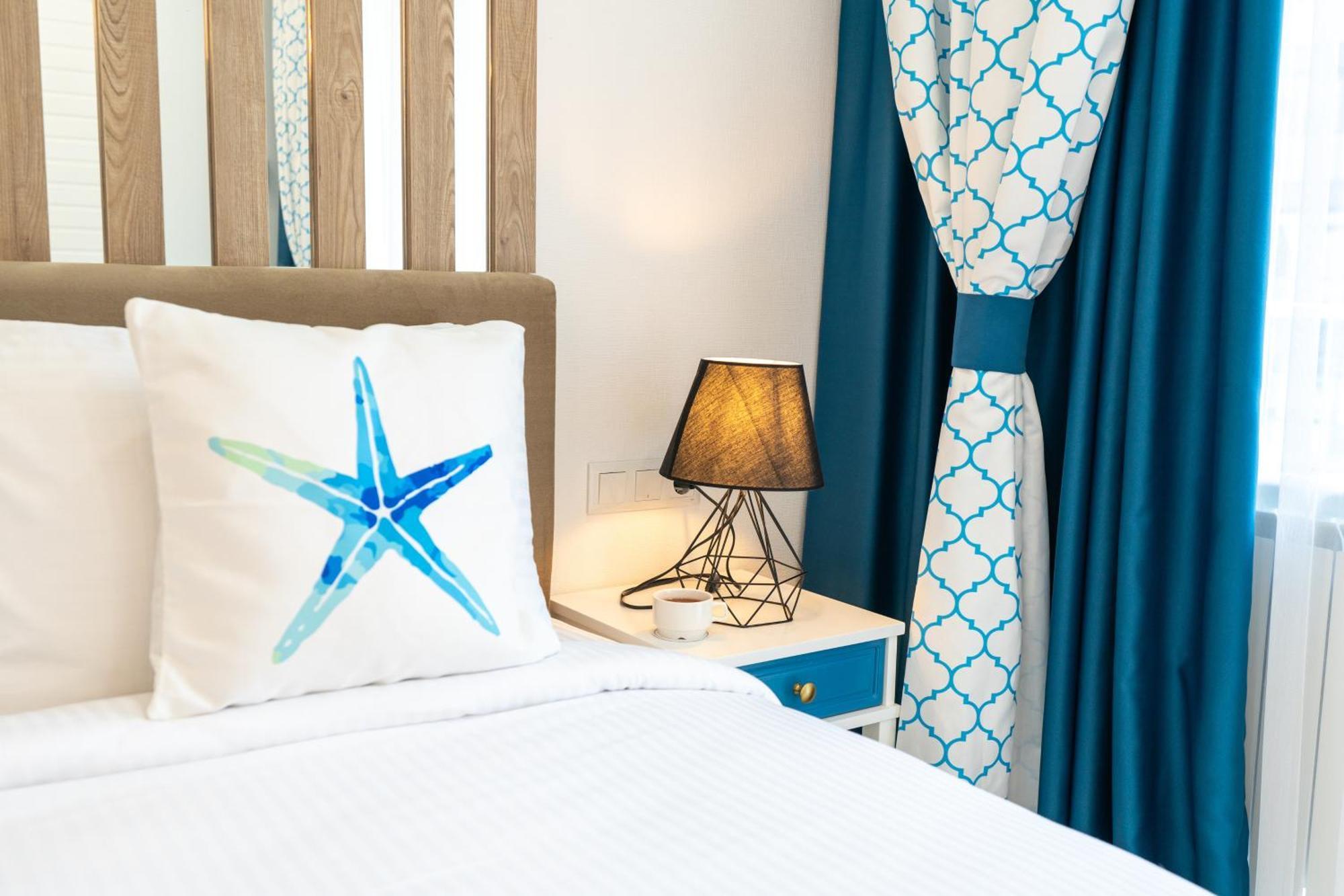 Seagull Beachfront Boutique Hotel Batumi Bagian luar foto