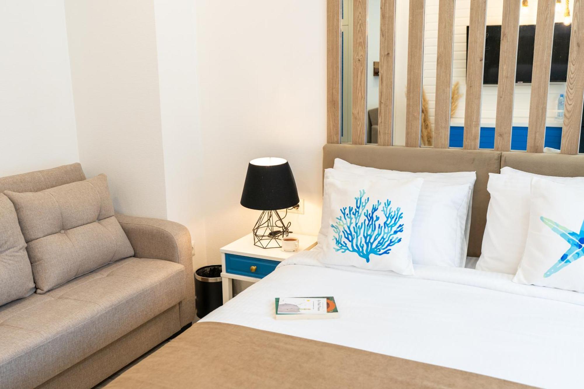 Seagull Beachfront Boutique Hotel Batumi Bagian luar foto